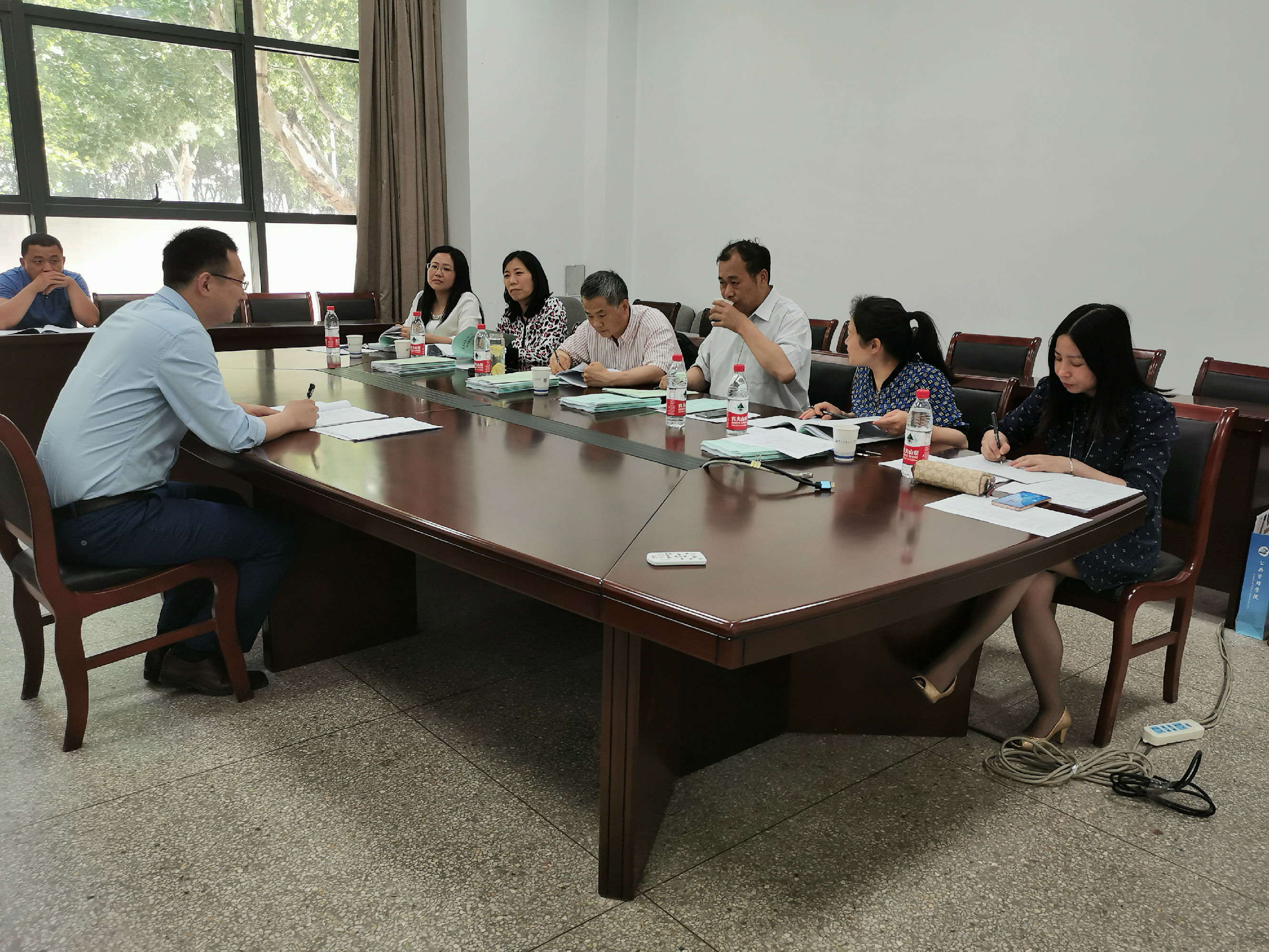 MPA答辩1.jpg